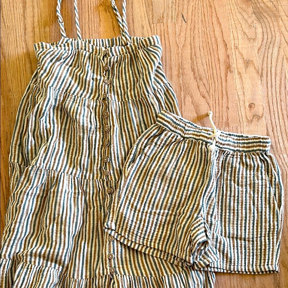 Matching Rylee and Cru summer outfits